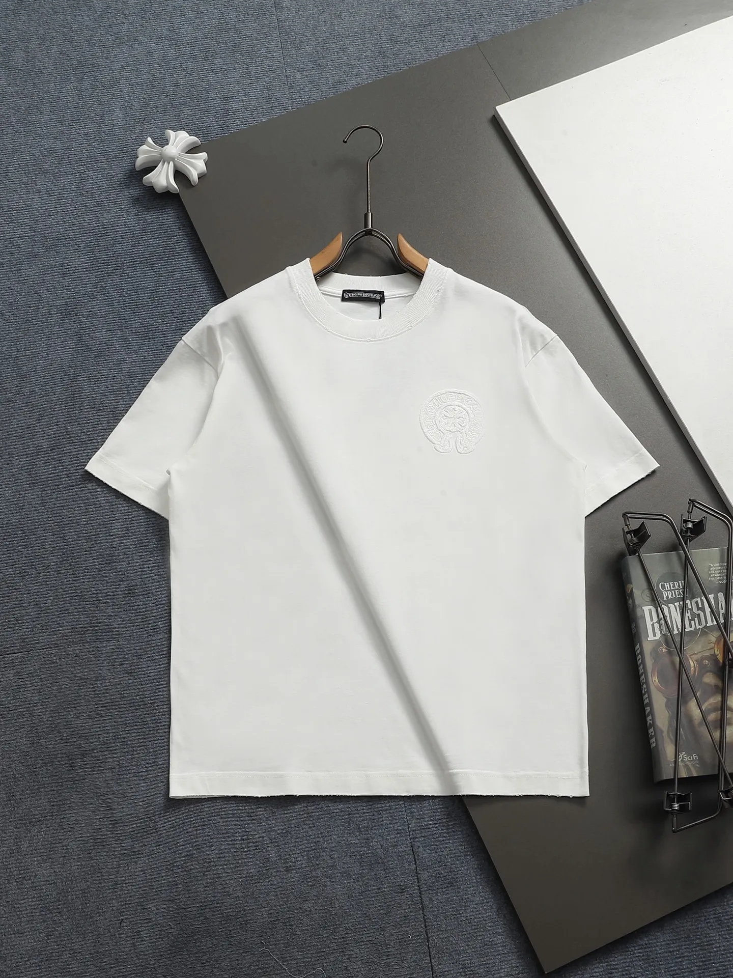 𝗖𝗵𝗿𝗼𝗺𝗲 𝗛𝗲𝗮𝗿𝘁𝘀/ 2025 New Arrival Original T 👑 ！ ！ ✟ ！ 👍 ✂️Quality , ！ 。 ： ➕100% 。Authentic ➕ ➕3D ➕ ： ！ ！ Authentic ！ Same Style ！ ：White Black Green Size：S-XL